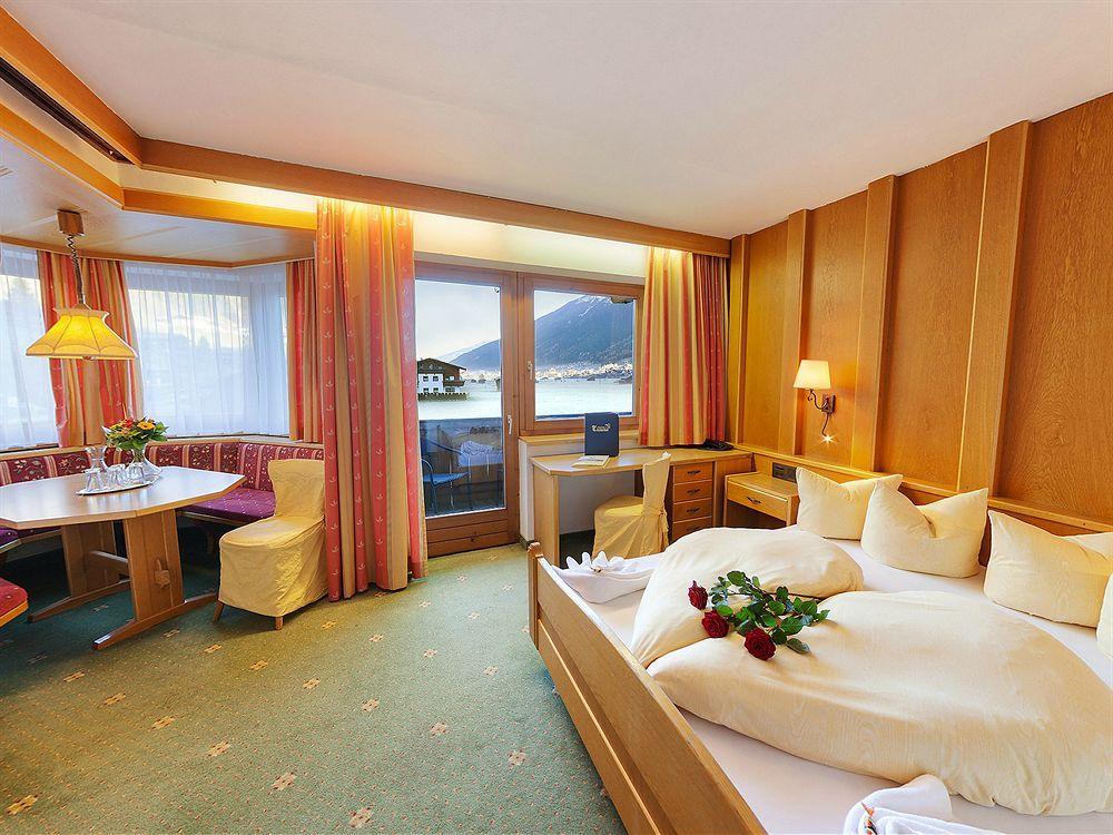 Alpenhotel Tirolerhof Neustift im Stubaital Exterior photo