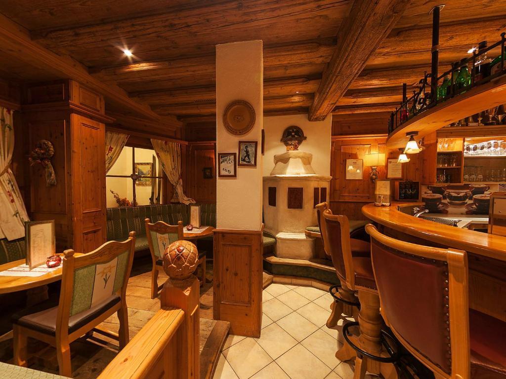 Alpenhotel Tirolerhof Neustift im Stubaital Exterior photo